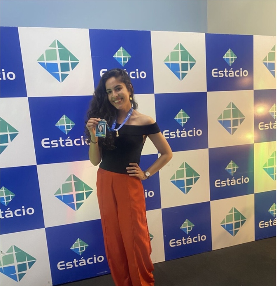 Quezia Jones at an Estácio academic event